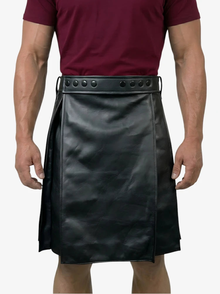 Kilt in pelle nera plissettato su misura