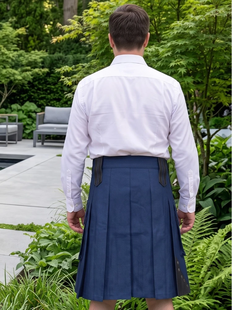 Kilt utile blu scuro su misura