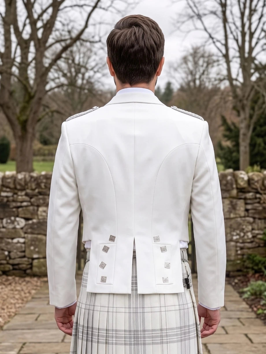 Giacca Kilt Prince Charlie Bianca con Revers in Raso e Bottoni Quadrati Argento