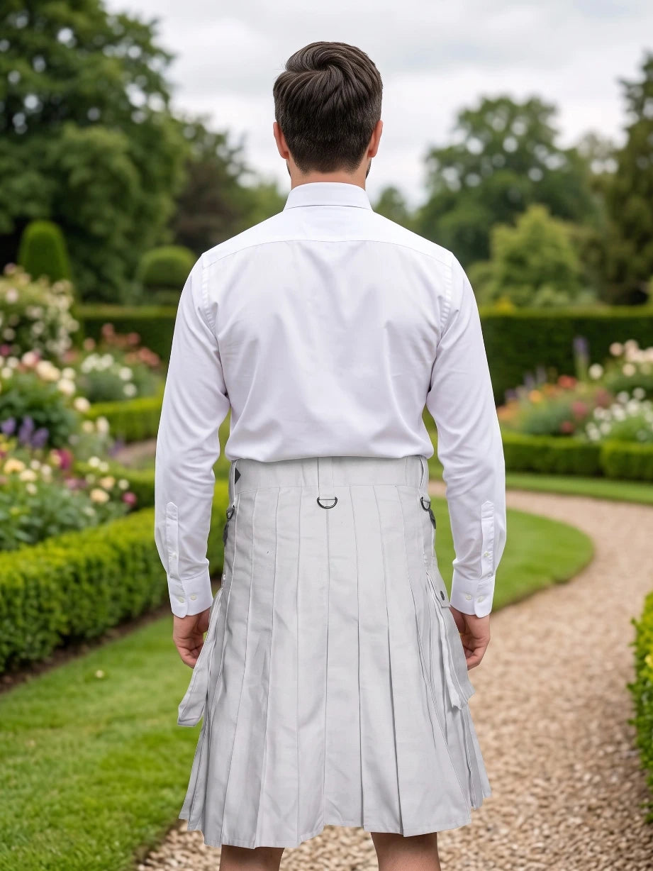 Kilt Utility Bianco con Cinghie in Pelle Su Misura