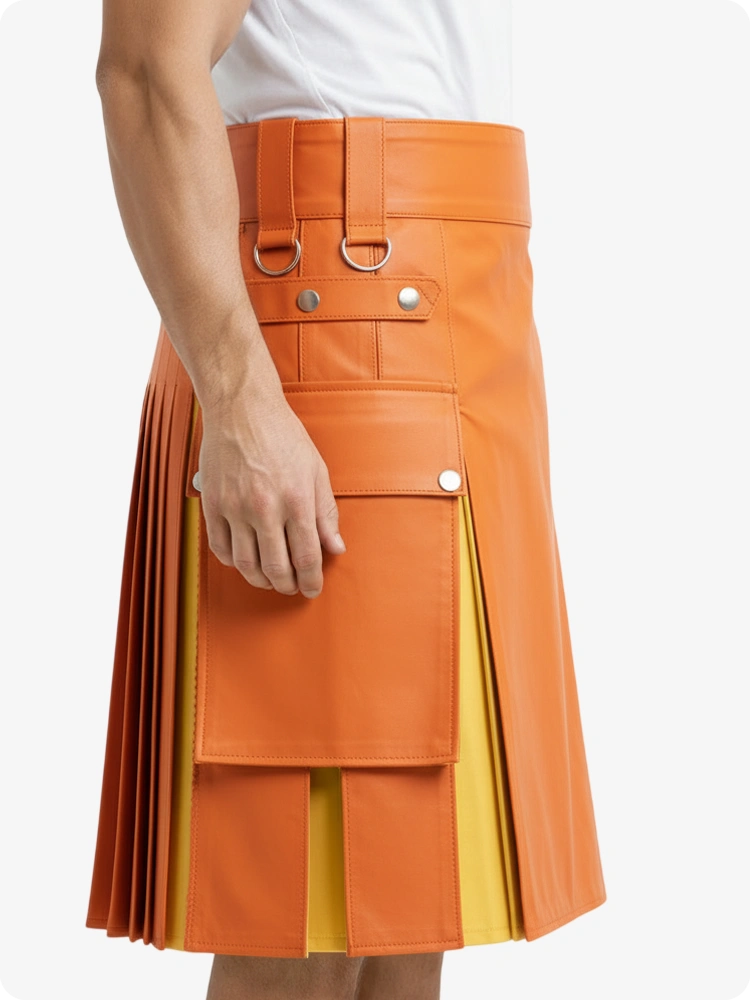 Kilt in pelle arancione e giallo con tasche cargo