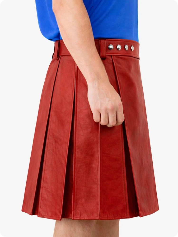 Kilt utility in vera pelle rossa con fascia in vita borchiata
