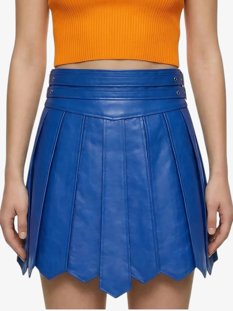 Kilt Highland in pelle blu da donna con cintura regolabile e pieghe classiche